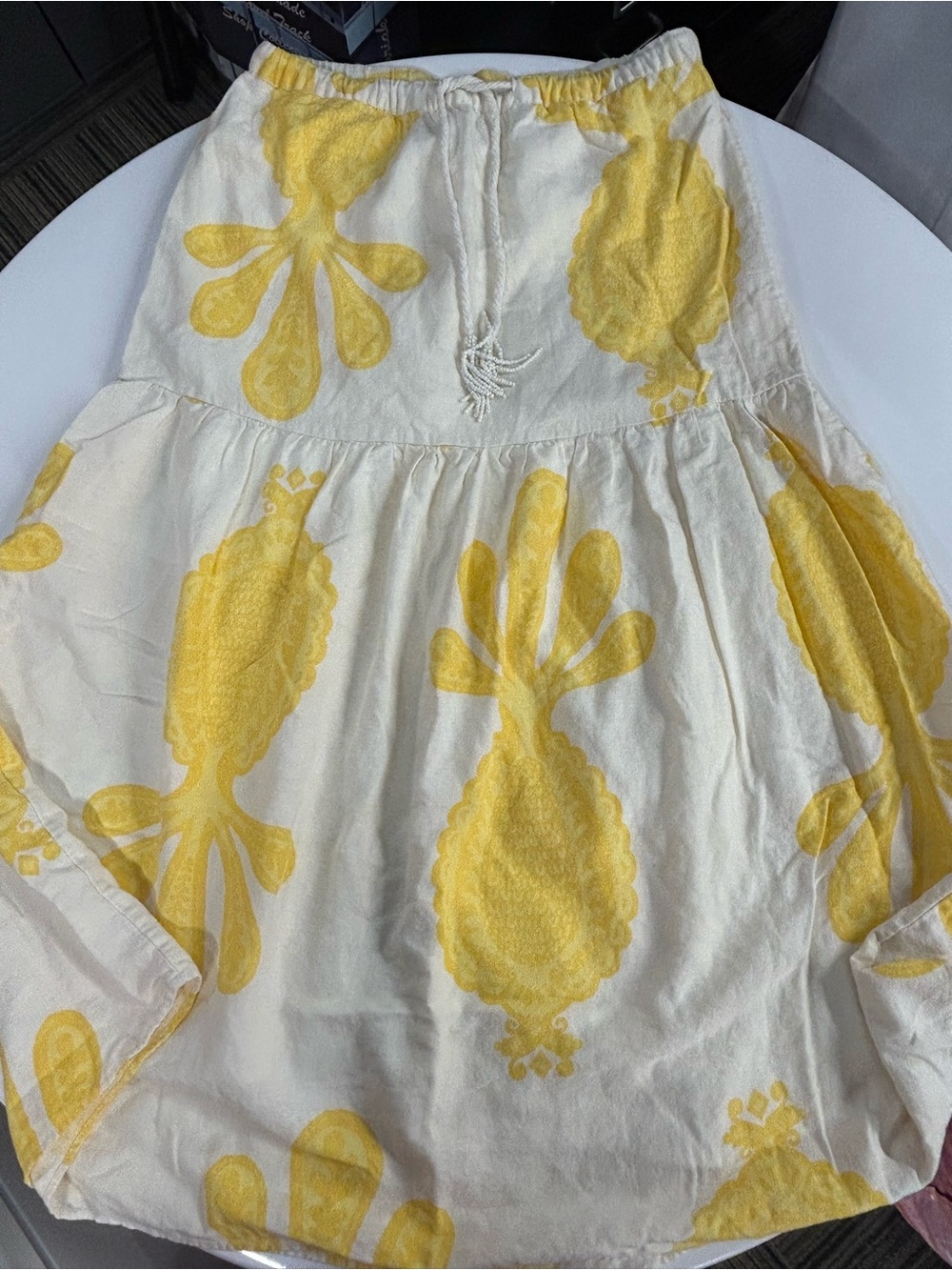 Cupcakes and Cashmere cotton pineapple skirt Size Medium